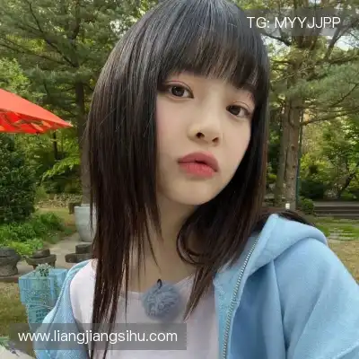 秦霞品